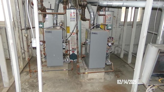3423 N Tripp Ave, Chicago, IL 60641 - utilities featuring gas water heater and a heating unit