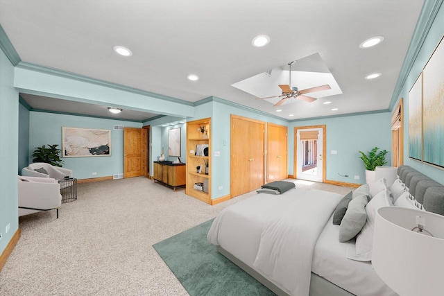 16608 W 135th St, Lemont, IL 60439 - bedroom featuring a skylight, light colored carpet, crown molding, baseboards, and recessed lighting