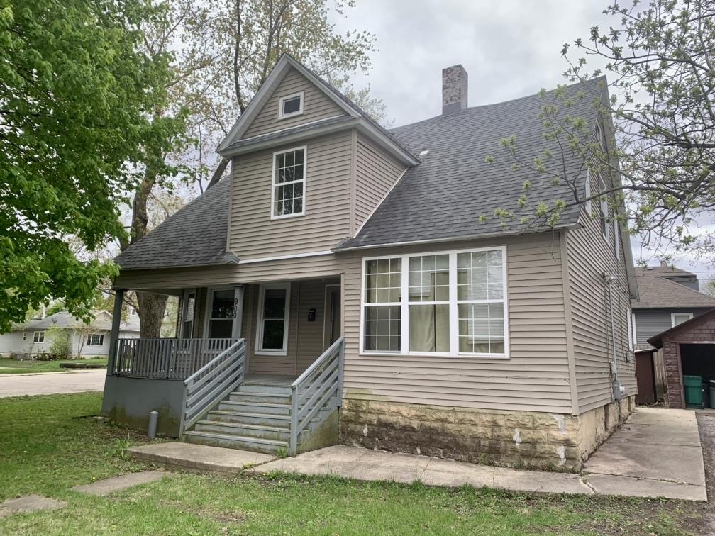 900 Jasper St, Joliet, IL 60436 - photo 1