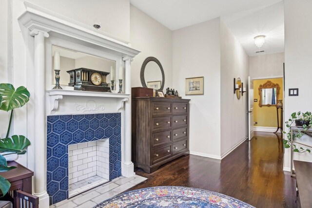 4914 S Washington Park Ct, Chicago, IL 60615 - bedroom featuring dark wood-style flooring and baseboards