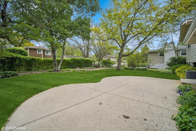 521 N Greenwood Dr, Palatine, IL 60074 - view of patio featuring cooling unit