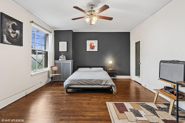 4940 S E End Ave Unit 17A, Chicago, IL 60615 - bedroom with crown molding, wood finished floors, and a ceiling fan