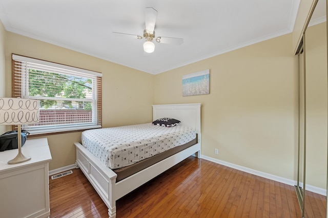 14356 S Birchwood Ct, Homer Glen, IL 60491 - bedroom featuring hardwood / wood-style floors, crown molding, and ceiling fan