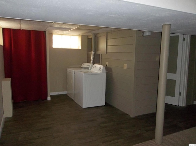 1619 Locust, Quincy, IL 62301 - washroom with washing machine and clothes dryer and dark wood finished floors
