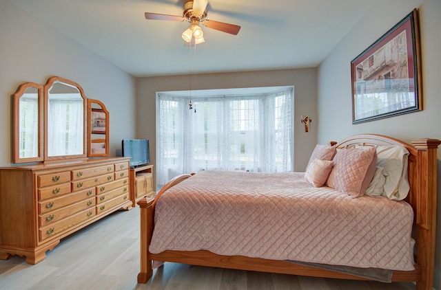 612 Freedom Way, Shorewood, IL 60404 - bedroom with light wood-type flooring and ceiling fan