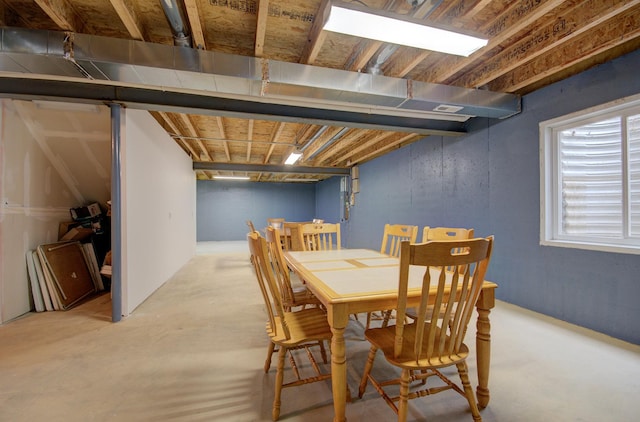 612 Freedom Way, Shorewood, IL 60404 - dining room with concrete flooring