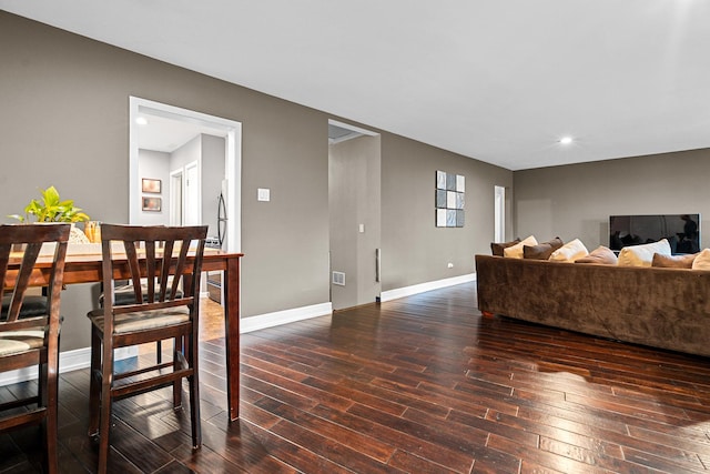 16W639 Red Oak Ave, Bensenville, IL 60106 - photo 7