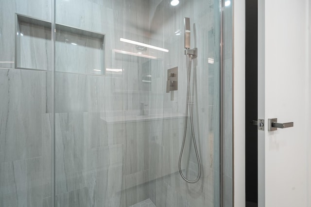 7306 W Pensacola Ave, Norridge, IL 60706 - bathroom featuring a marble finish shower