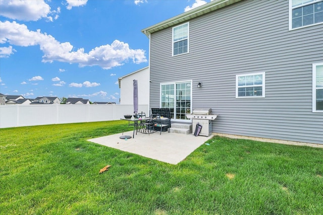 7 Connor Ct, Monticello, IL 61856 - rear view of property with a patio