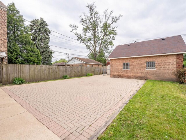 7300 S Talman Ave, Chicago, IL 60629 - view of patio / terrace with decorative driveway