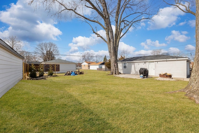 8320 Latrobe Ave, Burbank, IL 60459 - view of yard with a patio area