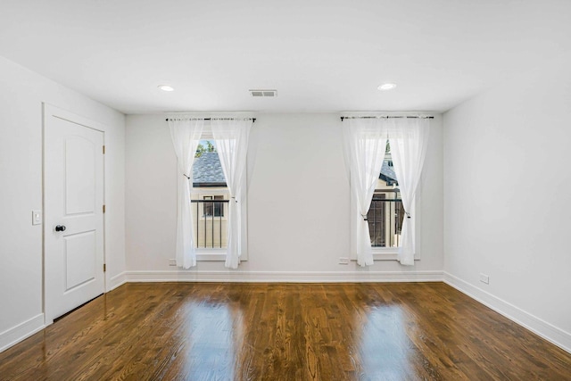 939 N Massasoit Ave, Chicago, IL 60651 - empty room with baseboards, wood finished floors, and recessed lighting
