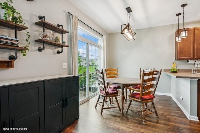 190 Birch Ln, Saint Charles, IL 60175 - dining room with dark wood-type flooring and baseboards