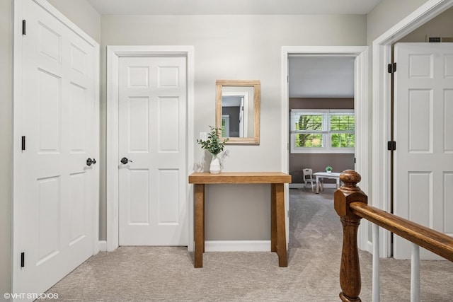 25 Lagoon Dr, Hawthorn Woods, IL 60047 - corridor featuring carpet floors and baseboards