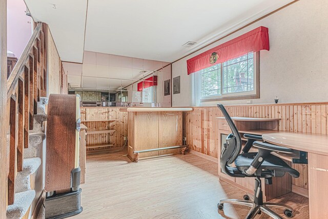 215 N Oltendorf Rd, Streamwood, IL 60107 - photo 25