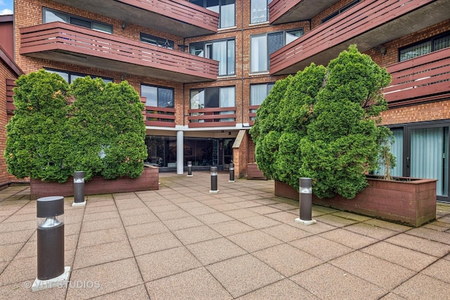 702 Waukegan Rd Unit A207, Glenview, IL 60025 - view of patio