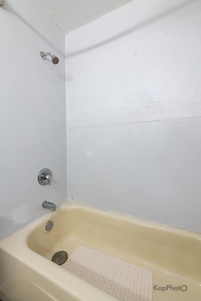 3021 S Michigan Ave Unit 102, Chicago, IL 60616 - full bathroom with shower / bathtub combination