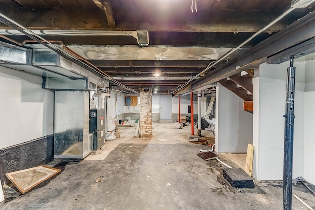 907 W 50th St, Chicago, IL 60609 - view of unfinished basement