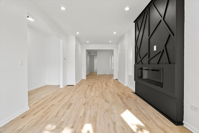 4336 W Gladys Ave, Chicago, IL 60624 - hall featuring light wood-style floors, recessed lighting, and baseboards