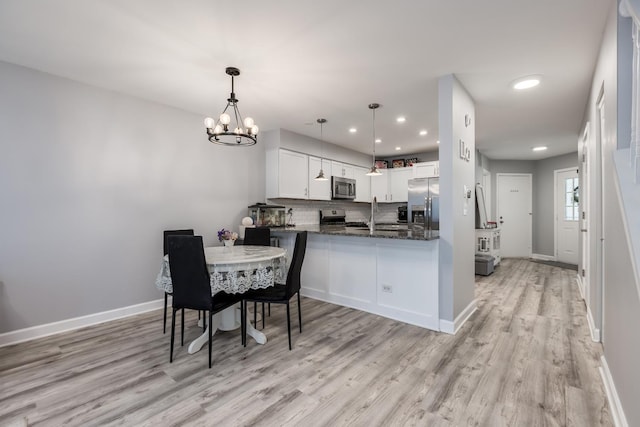 1357 Coldspring Rd, Carol Stream, IL 60188 - dining room with light wood-style floors, a chandelier, recessed lighting, and baseboards