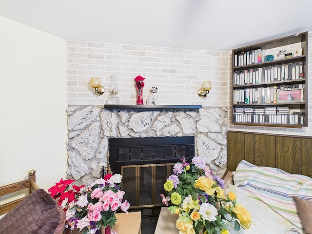 11314 S Green Bay Ave, Chicago, IL 60617 - detailed view of a fireplace