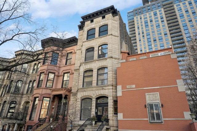 818 N Dearborn St Unit 1R, Chicago, IL 60610 - view of building exterior