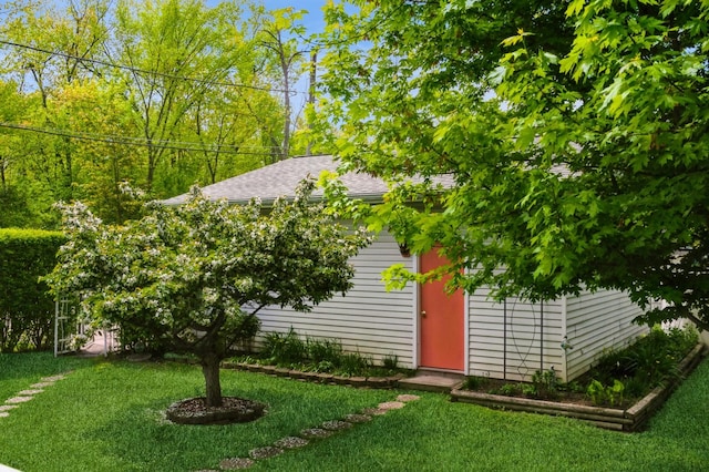 26477 Springwell St, Antioch, IL 60002 - view of front of home with a front yard and roof with shingles