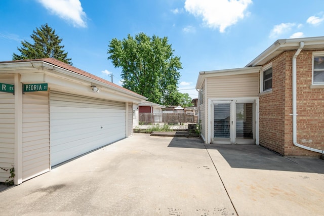 2820 W 100th Pl, Evergreen Park, IL 60805 - garage with fence