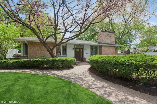 25 S Lincoln Ave, Geneva, IL 60134 - photo 1