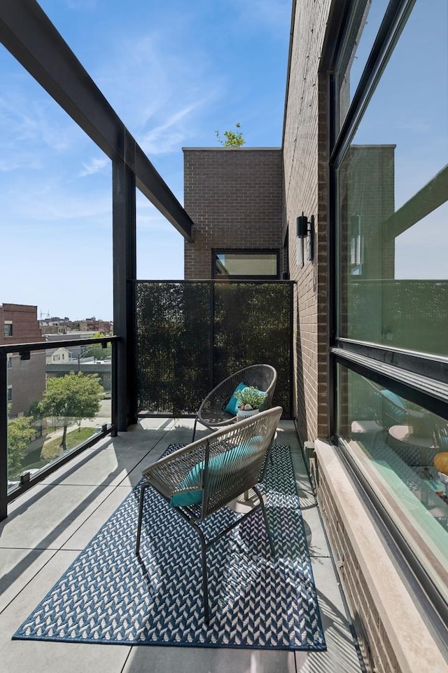 1156 W Ohio St Unit 4E, Chicago, IL 60642 - view of balcony