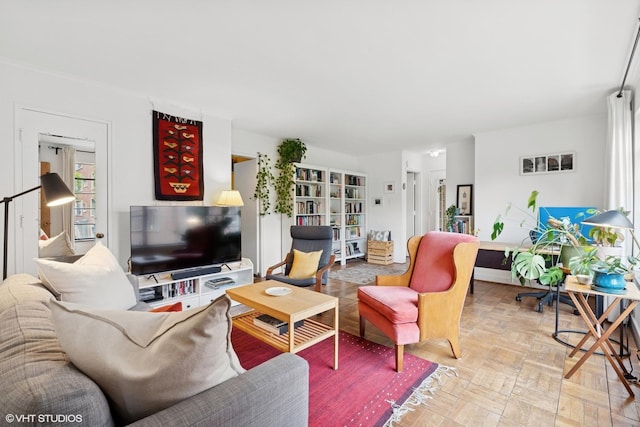 5728 S Stony Island Ave Unit 1, Chicago, IL 60637 - living area featuring crown molding