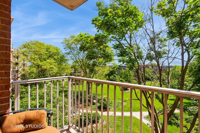 2211 S Highland Ave Unit 4B, Lombard, IL 60148 - view of room layout