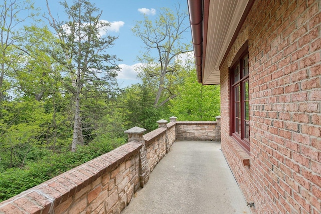 557 Signal Hill Rd, North Barrington, IL 60010 - view of patio featuring a view of trees