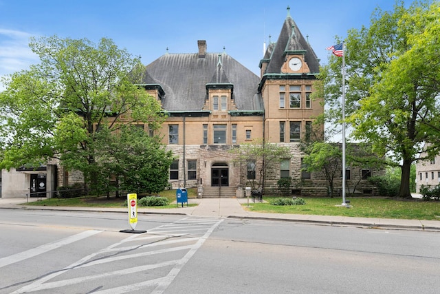 view of building exterior