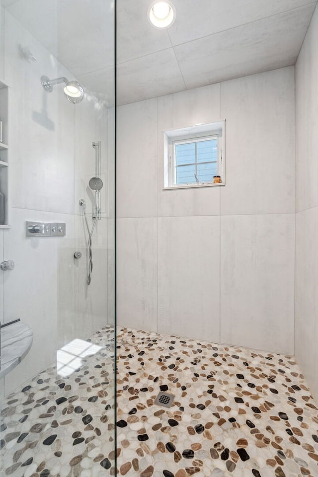 4532 Douglas Rd, Downers Grove, IL 60515 - full bathroom with walk in shower and toilet