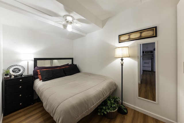 255 S W Ave Unit 101, Elmhurst, IL 60126 - bedroom featuring wood finished floors, baseboards, and a ceiling fan