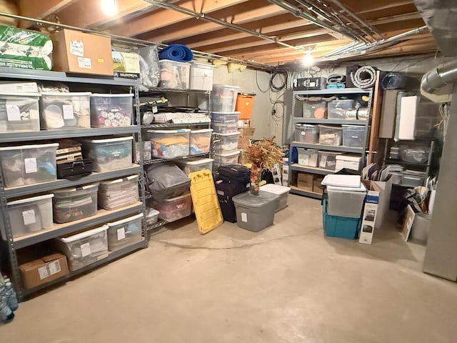 40W095 Carl Sandburg Rd, Saint Charles, IL 60175 - view of storage