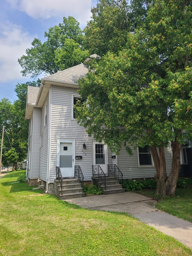 212 11th Ave, Sterling, IL 61081 - photo 1