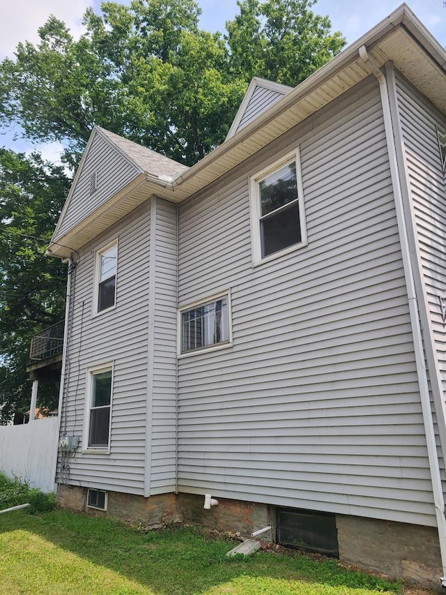 212 11th Ave, Sterling, IL 61081 - photo 2