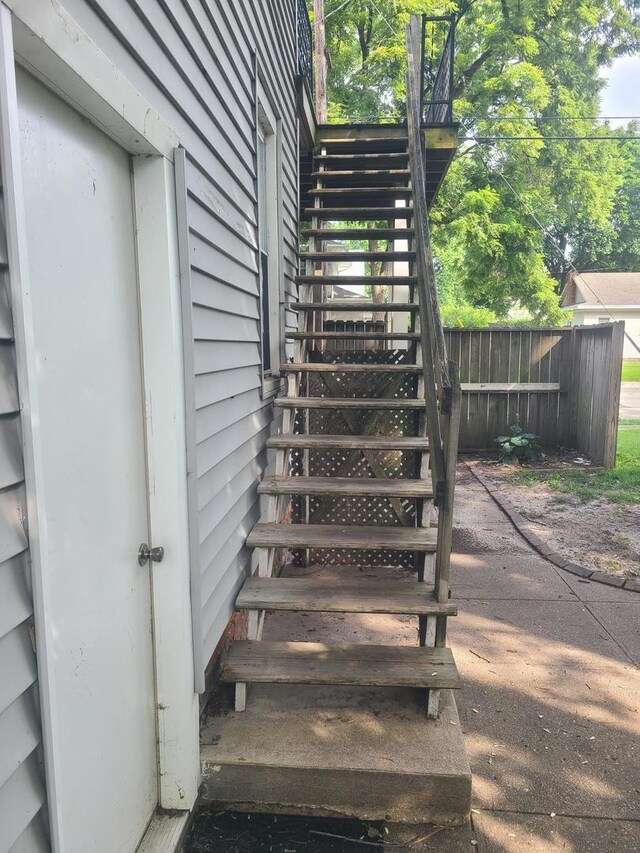 212 11th Ave, Sterling, IL 61081 - photo 15