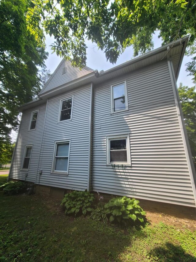 212 11th Ave, Sterling, IL 61081 - photo 4