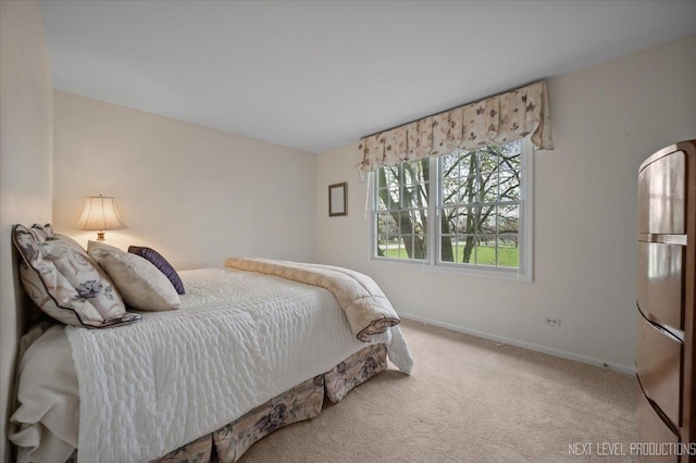 554 Carriage Hill Rd, Naperville, IL 60565 - bedroom featuring carpet floors, refrigerator, and baseboards