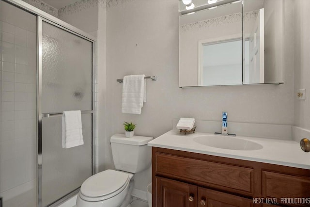 554 Carriage Hill Rd, Naperville, IL 60565 - full bath featuring toilet, vanity, and a shower stall