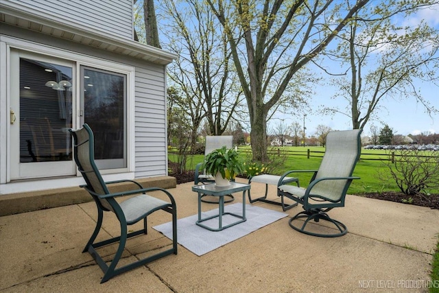 554 Carriage Hill Rd, Naperville, IL 60565 - view of patio