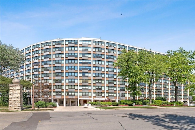 1630 Sheridan Rd Unit 1K, Wilmette, IL 60091 - view of apartment building / complex