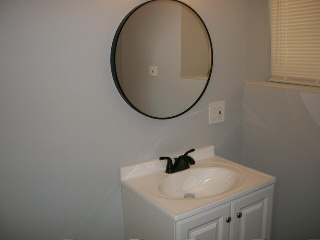 7421 S Eberhart Ave, Chicago, IL 60619 - bathroom with vanity