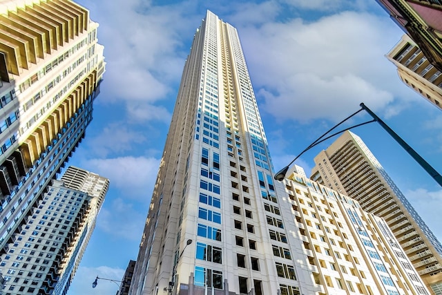 33 W Ontario St Unit 25H, Chicago, IL 60654 - view of property