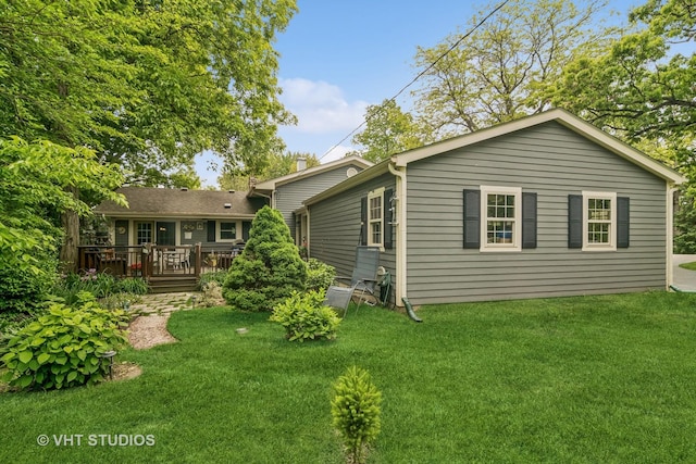 90 Golfview Rd, Lake Zurich, IL 60047 - back of house with a deck and a yard