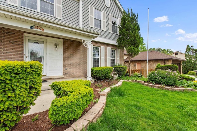 10S241 Wallace Dr, Downers Grove, IL 60516 - property entrance with brick siding