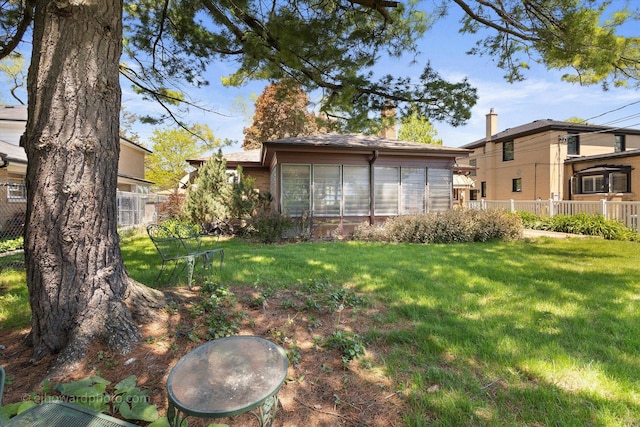 5049 Birchwood Ave, Skokie, IL 60077 - view of yard